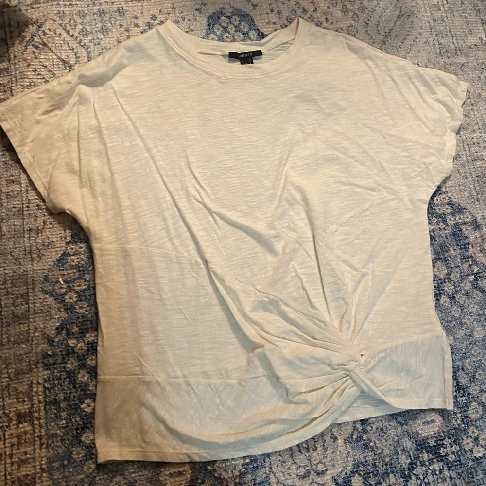 Forever21 ivory top - Picture 6 of 8